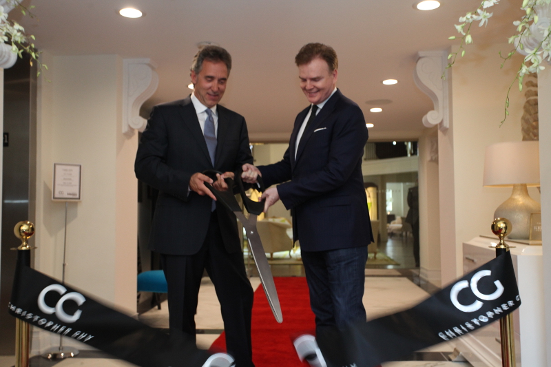 CG CHICAGO OPENING JIM DENOS AND CHRISTOPHER GUY HARRISON CUT RIBBON AT CHRISTOPHER GUY CHICAGO GRAND OPENING JULY 28 2016.J3JPG