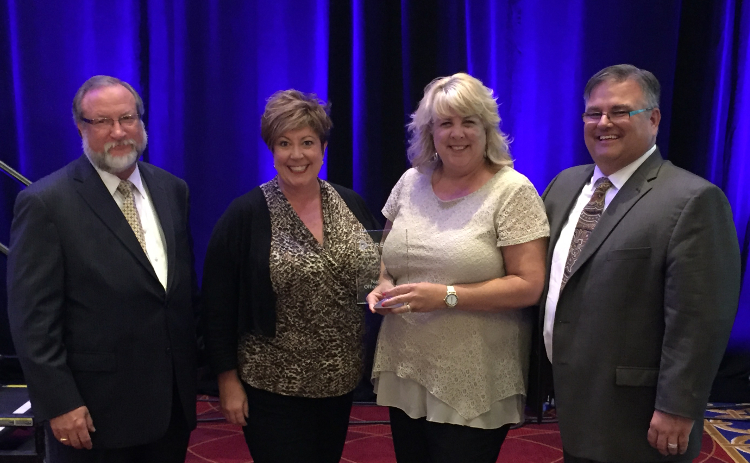 Nwy.National receives awards from Premier