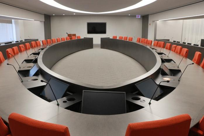 wallgoldfinger-elliptical-and-gallery-tables1